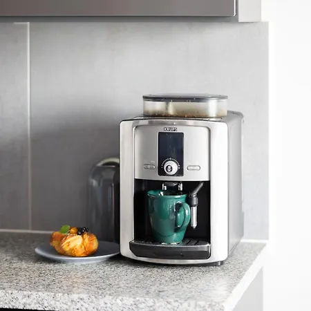 Nowoczesny Z Parkingiem Na Pradze Poludnie W Warszawie By Renters Varsovie