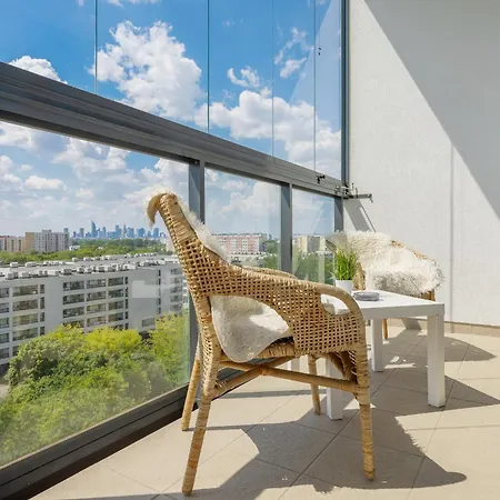 Apartment Nowoczesny Z Parkingiem Na Pradze Poludnie W Warszawie By Renters *