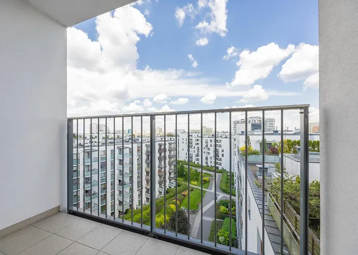 Nowoczesny Z Parkingiem Na Pradze Poludnie W Warszawie By Renters Apartment *