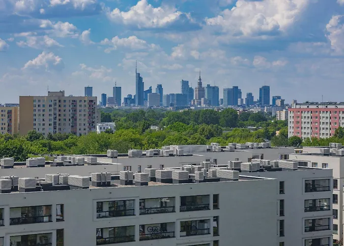 Nowoczesny Z Parkingiem Na Pradze Poludnie W Warszawie By Renters Apartment